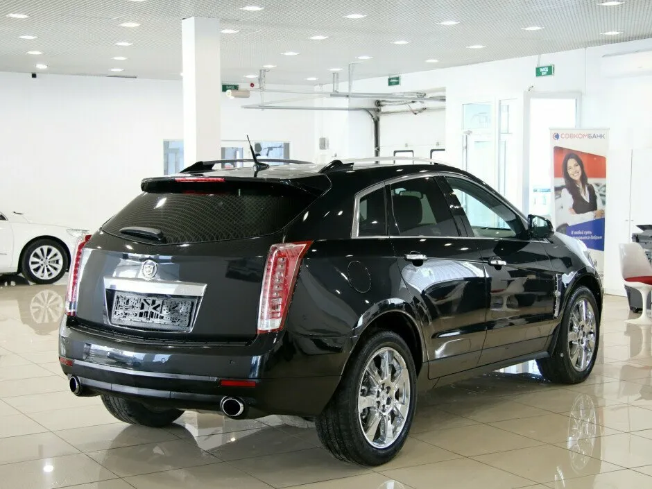 Cadillac SRX II Рестайлинг — фото 4