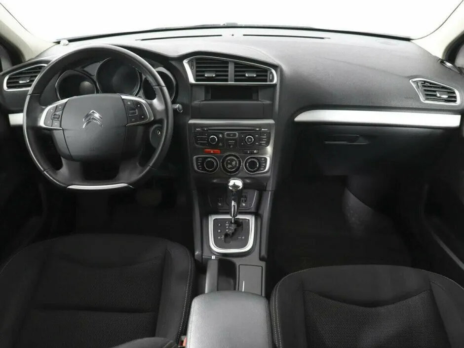 Citroen C4 II — фото 5