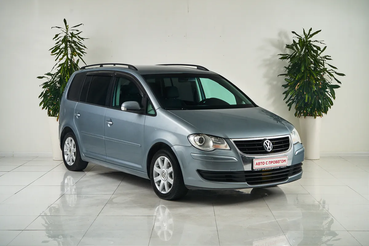 Volkswagen Touran I Рестайлинг — фото 3