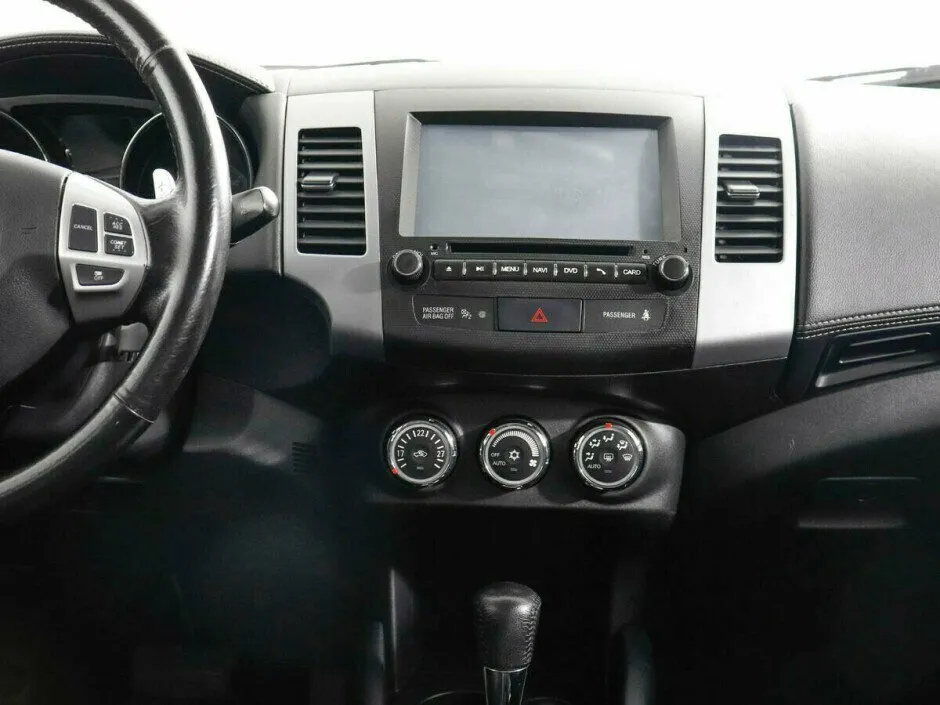 Citroen C-Crosser I — фото 5