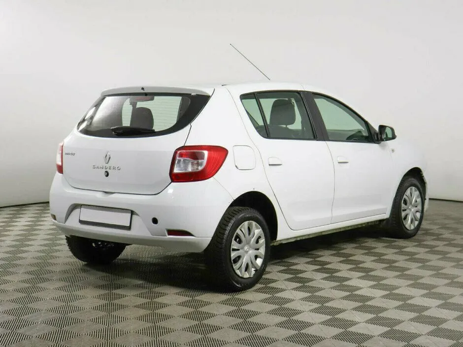 Renault Sandero II — фото 3