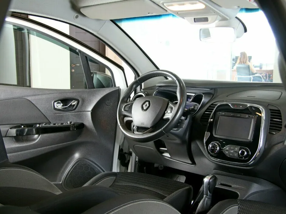 Renault Kaptur I — фото 5