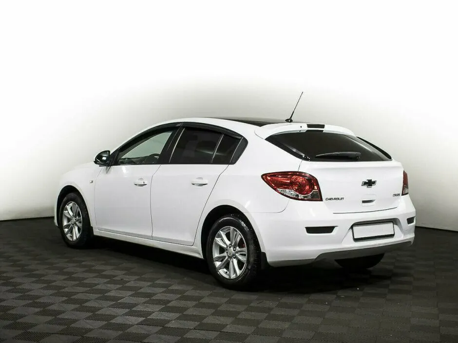 Chevrolet Cruze I Рестайлинг — фото 4
