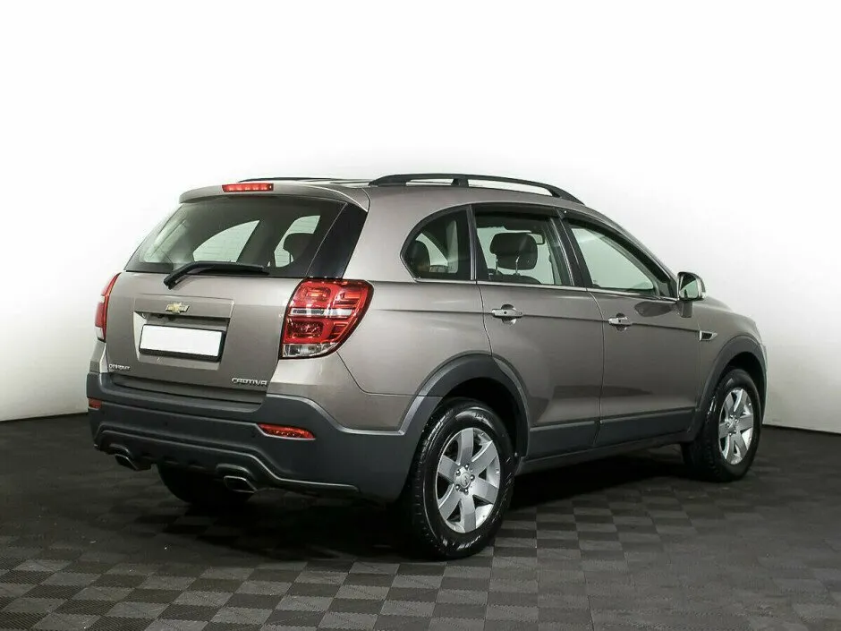 Chevrolet Captiva I Рестайлинг 2 — фото 3