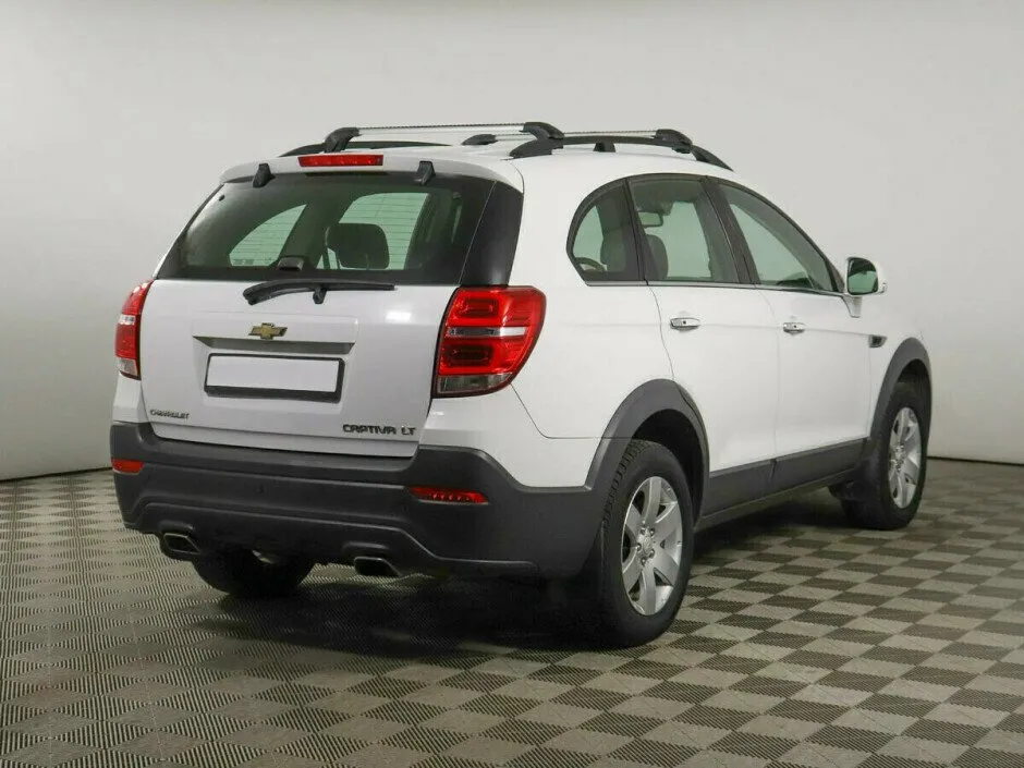 Chevrolet Captiva I Рестайлинг 2 — фото 3
