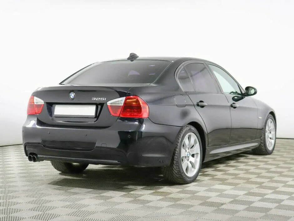 BMW 3 серии V (E90/E91/E92/E93) · 325i — фото 3