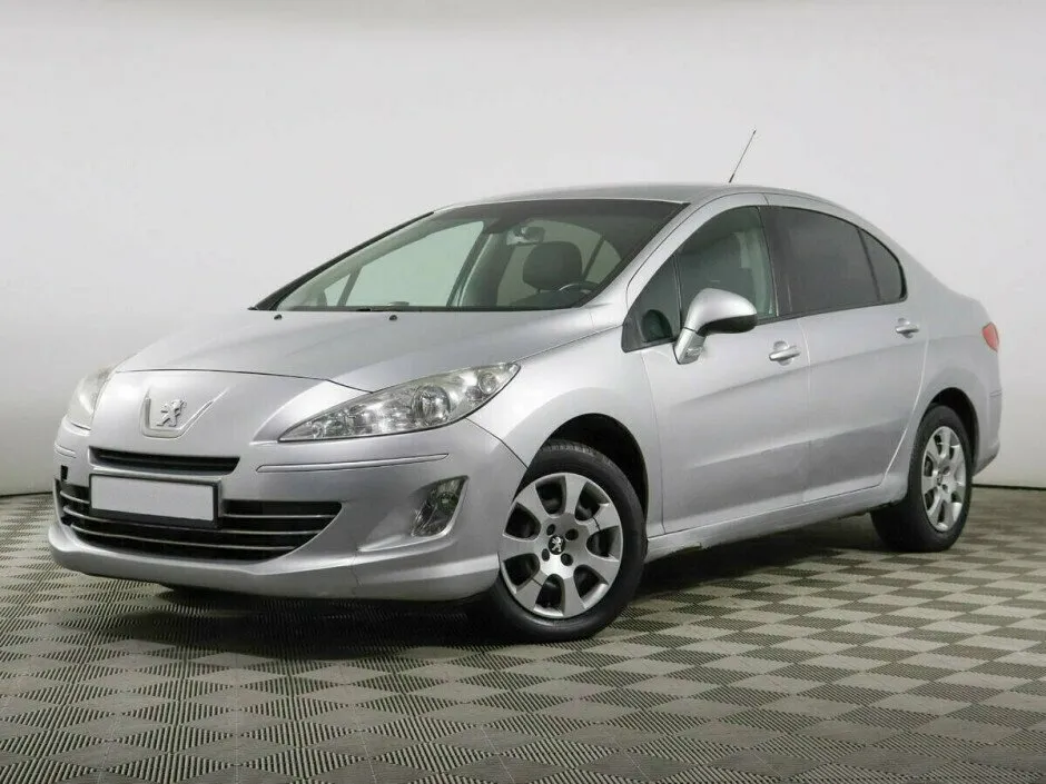 Peugeot 408 I