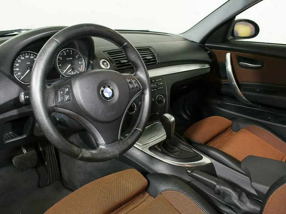 BMW 1 серии I (E81/E82/E87/E88) Рестайлинг · 120 — фото 5