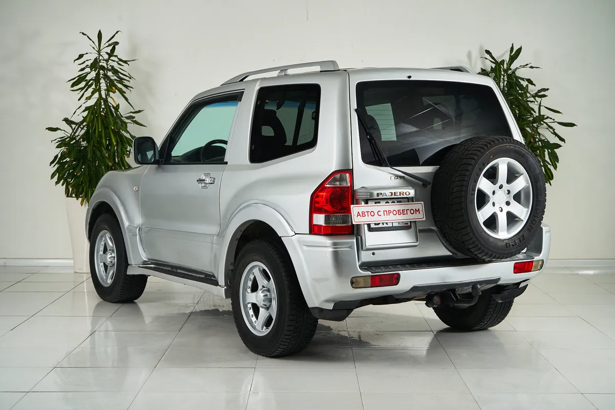 Mitsubishi Pajero III Рестайлинг — фото 4