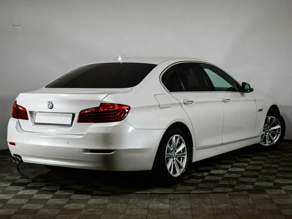 BMW 5 серии VI (F10/F11/F07) Рестайлинг — фото 3