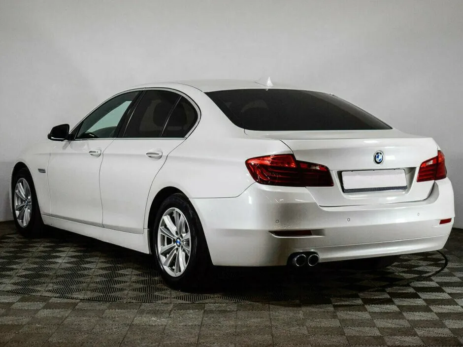BMW 5 серии VI (F10/F11/F07) Рестайлинг — фото 4