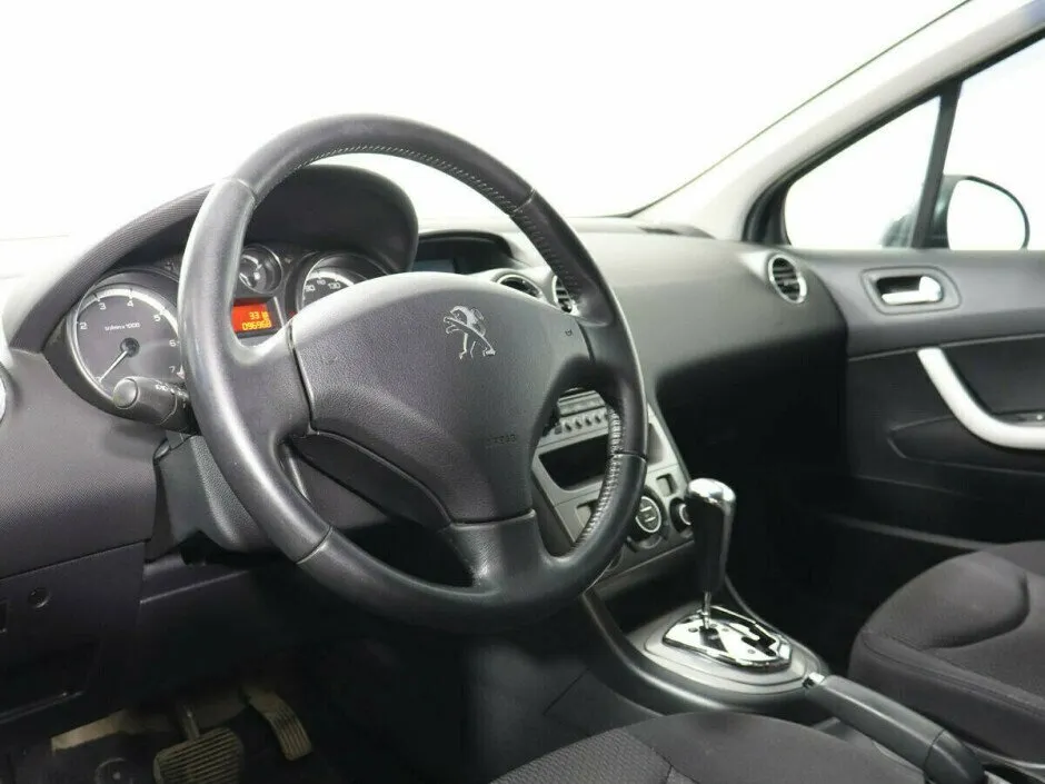 Peugeot 408 I — фото 5