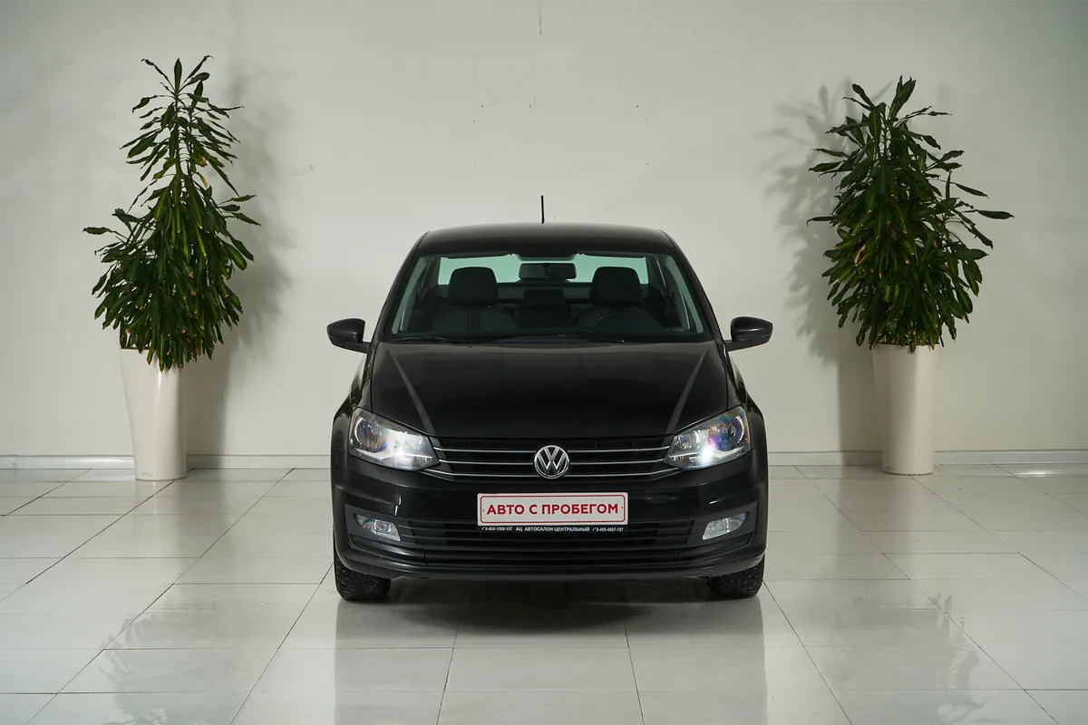 Volkswagen Polo V Рестайлинг — фото 2