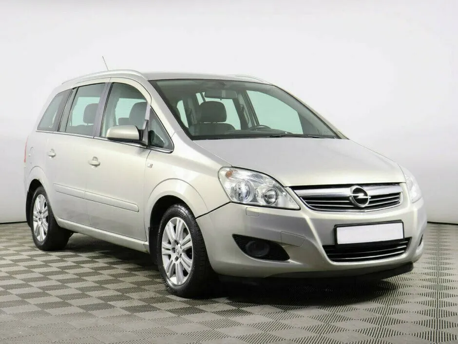 Opel Zafira B Рестайлинг · Family — фото 2