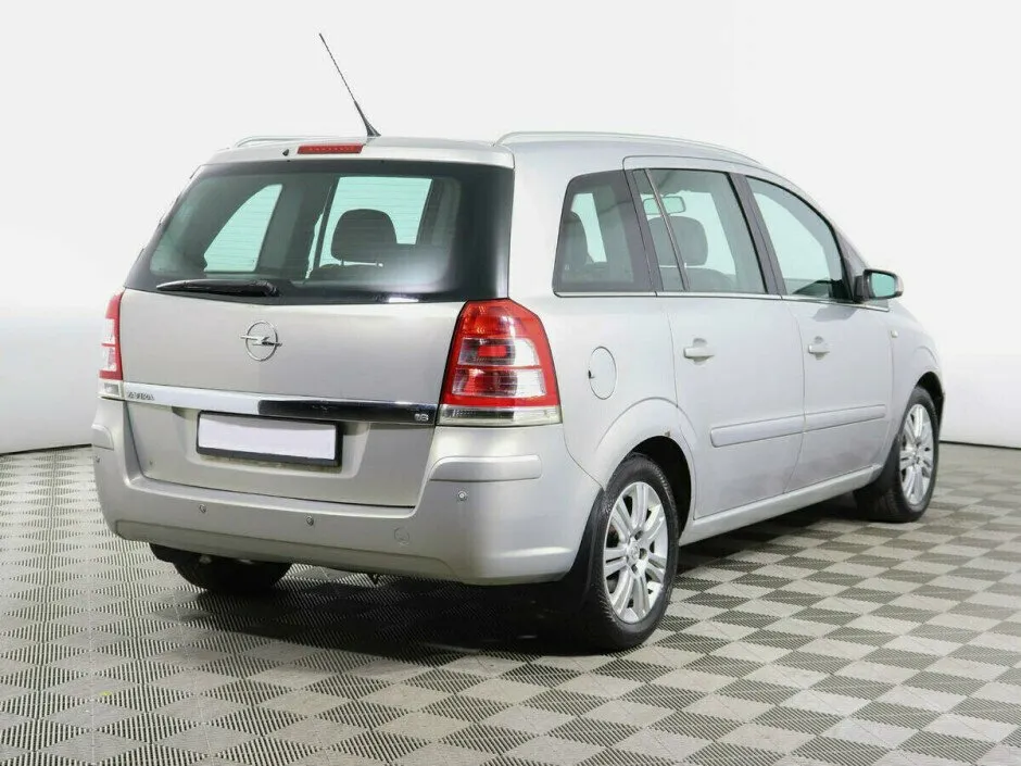 Opel Zafira B Рестайлинг · Family — фото 4