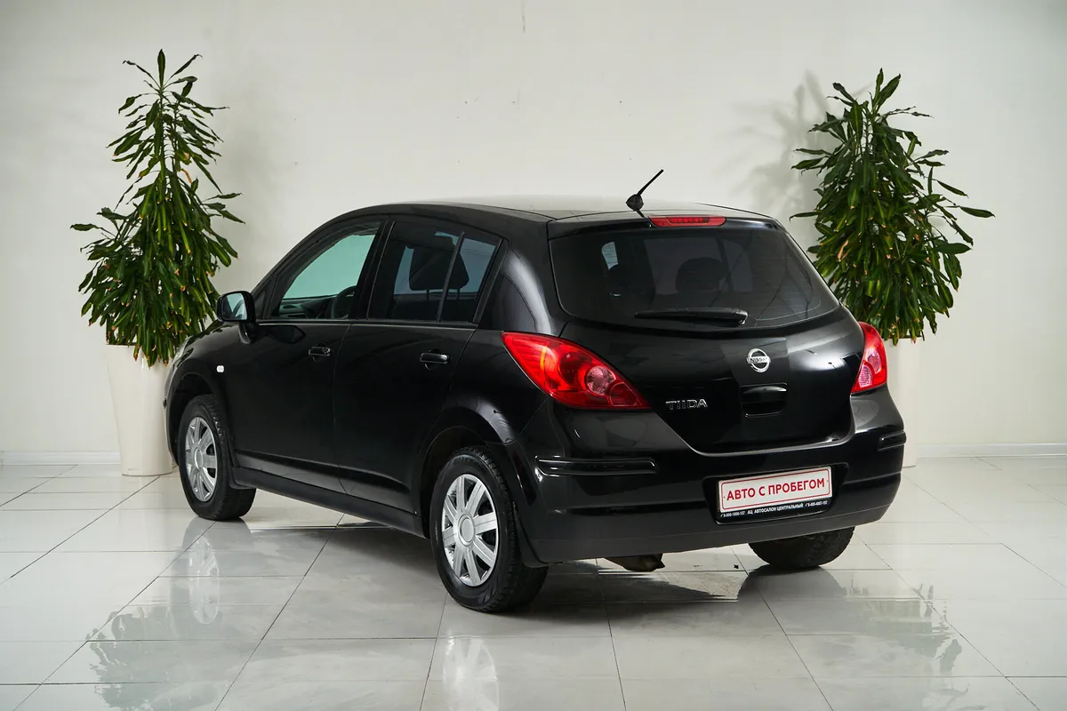 Nissan Tiida I — фото 4