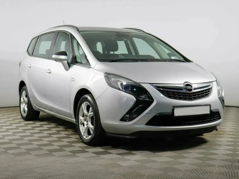 Opel Zafira C — фото 2