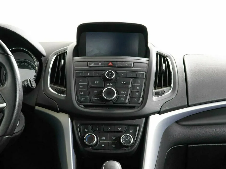 Opel Zafira C — фото 5