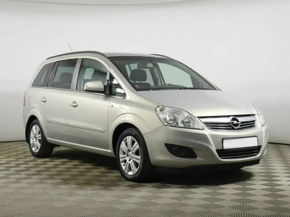 Opel Zafira C — фото 2