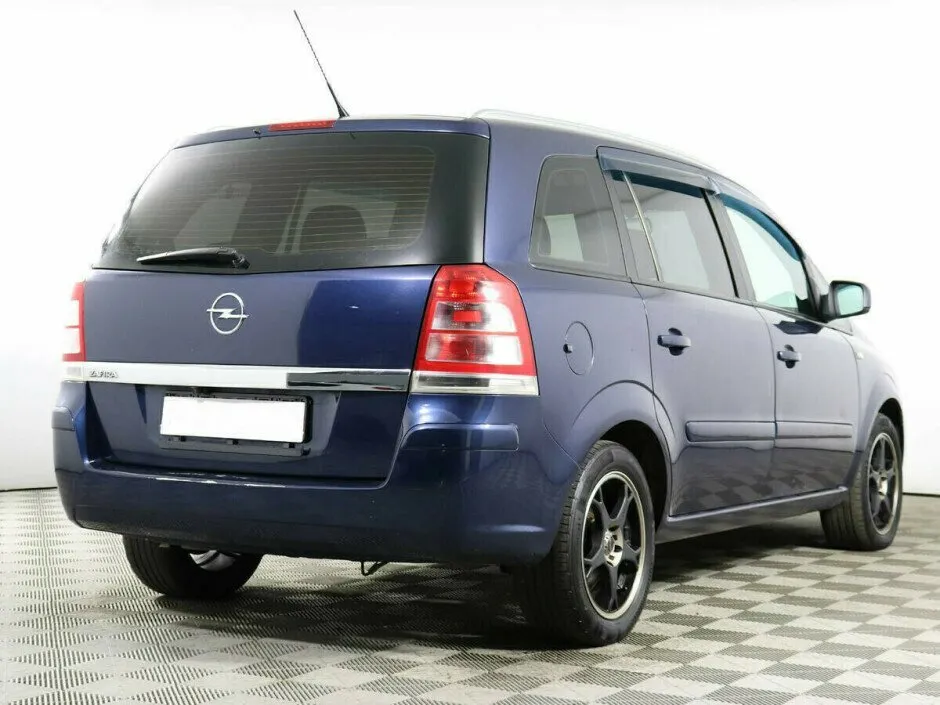 Opel Zafira C — фото 3
