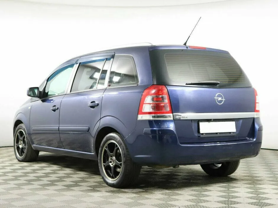 Opel Zafira C — фото 4
