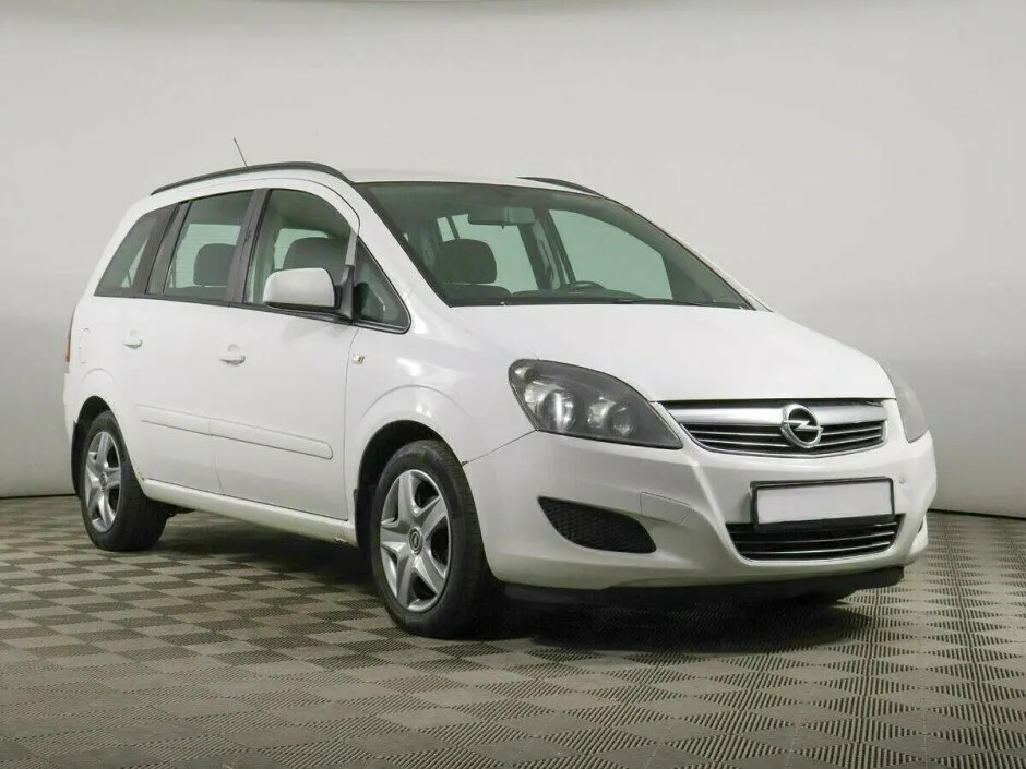 Opel Zafira C — фото 2