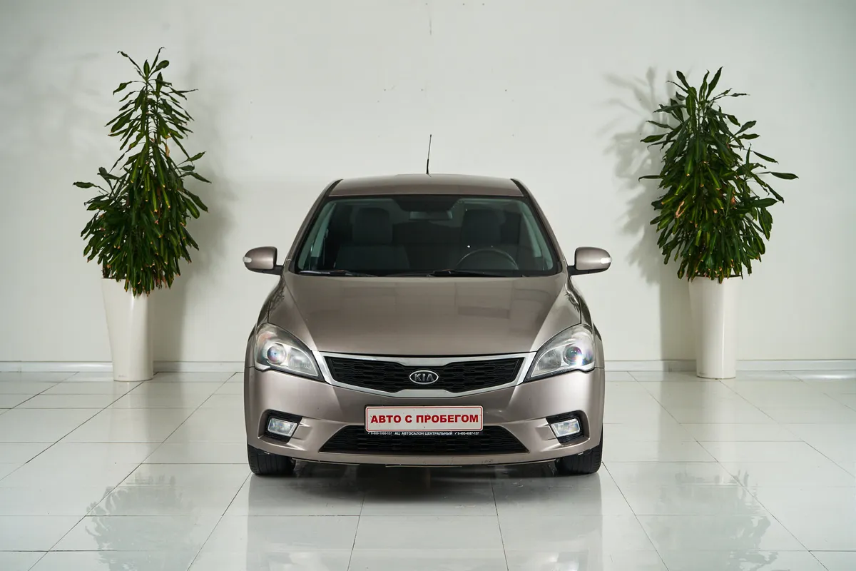 Kia Ceed I Рестайлинг — фото 2