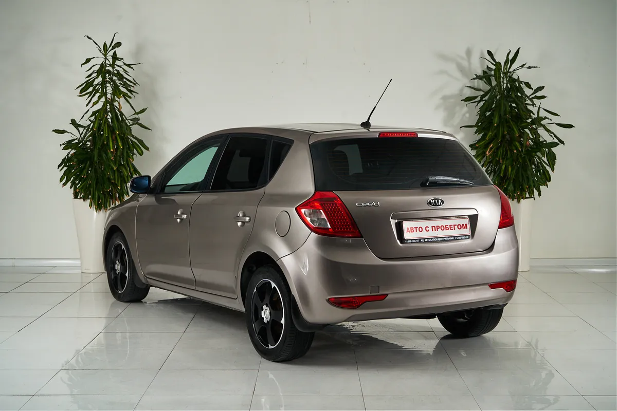 Kia Ceed I Рестайлинг — фото 4