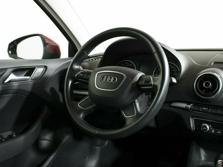 Audi A3 III (8V) — фото 5