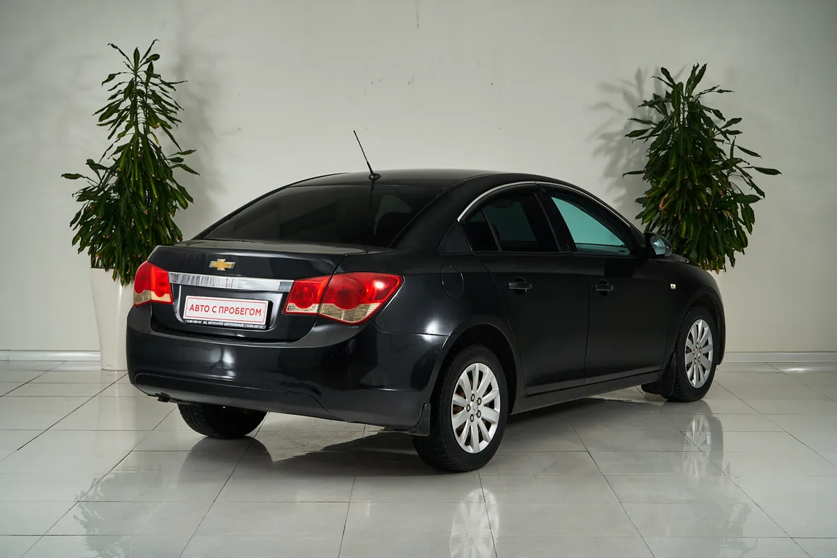 Chevrolet Cruze I Рестайлинг — фото 5