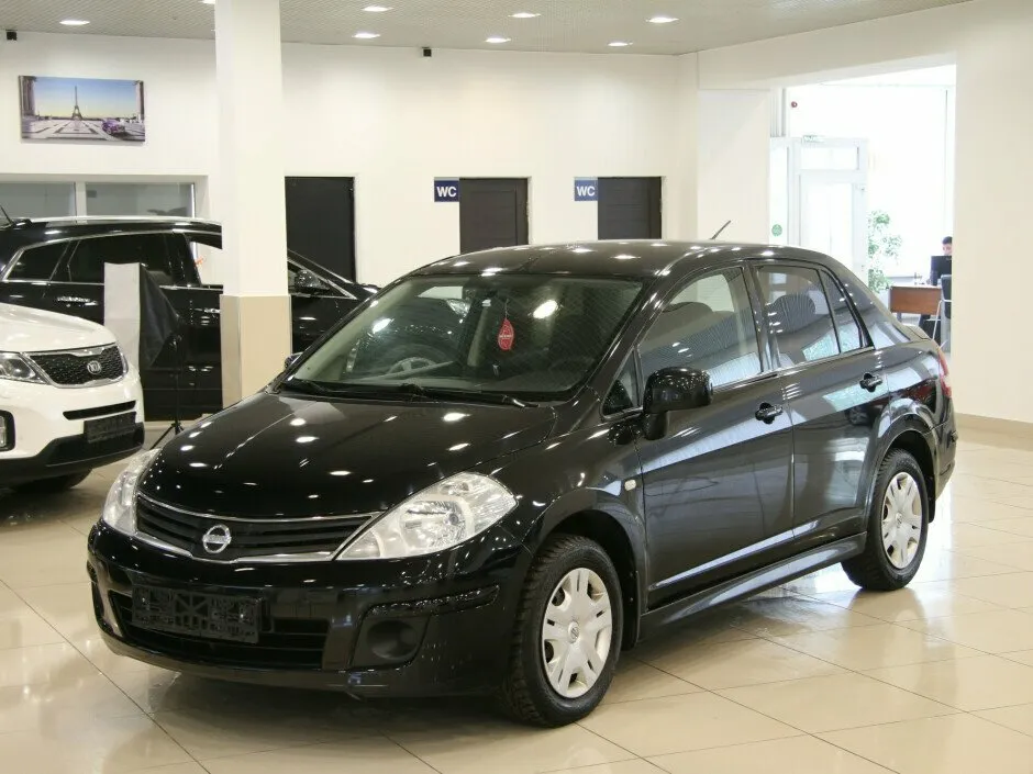 Nissan Tiida I Рестайлинг