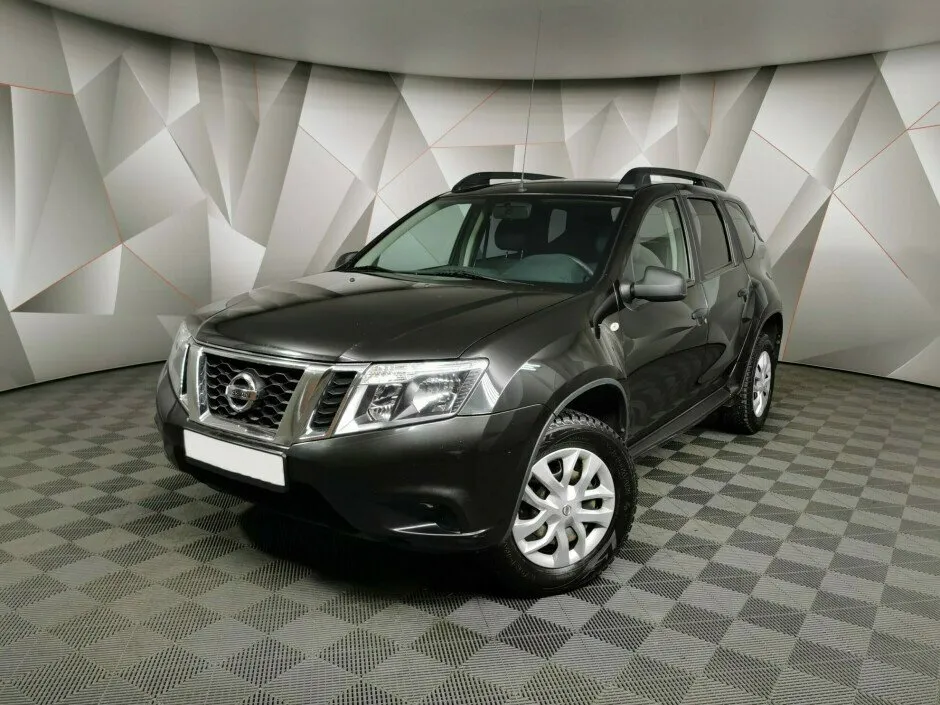 Nissan Terrano III (D10)