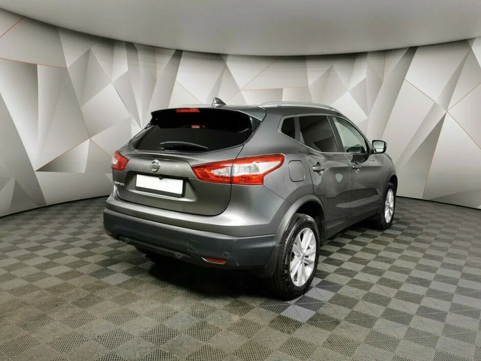 Nissan Qashqai II — фото 2