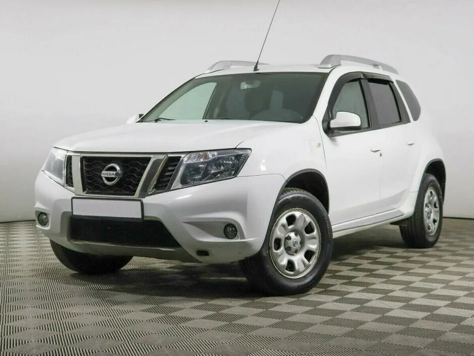 Nissan Terrano III (D10)