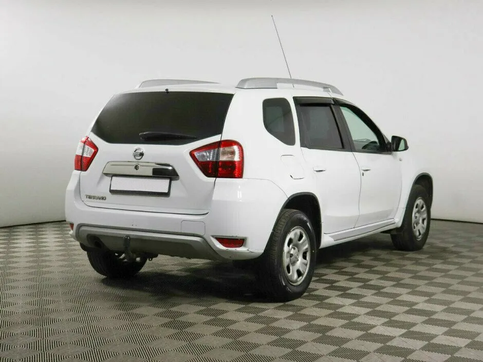 Nissan Terrano III (D10) — фото 2