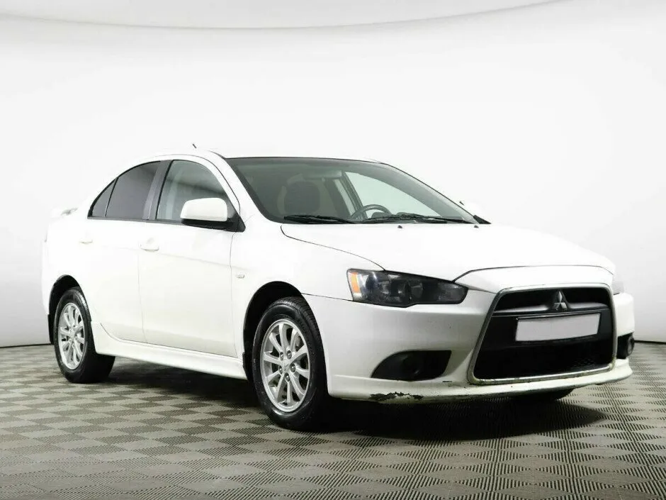 Mitsubishi Lancer X Рестайлинг — фото 2