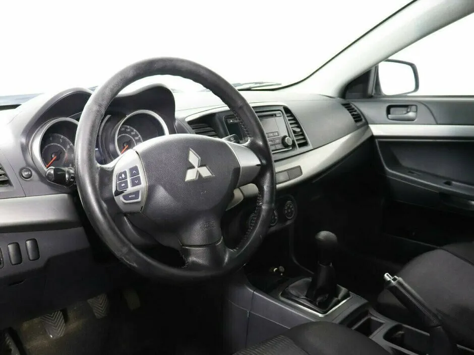 Mitsubishi Lancer X Рестайлинг — фото 5
