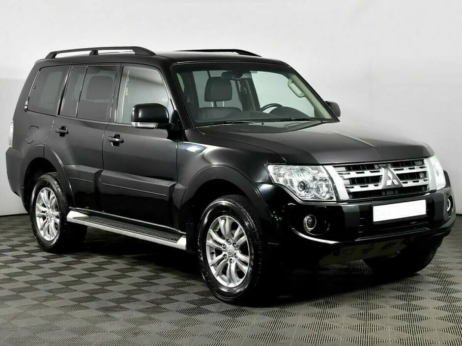 Mitsubishi Pajero IV Рестайлинг 1 — фото 2