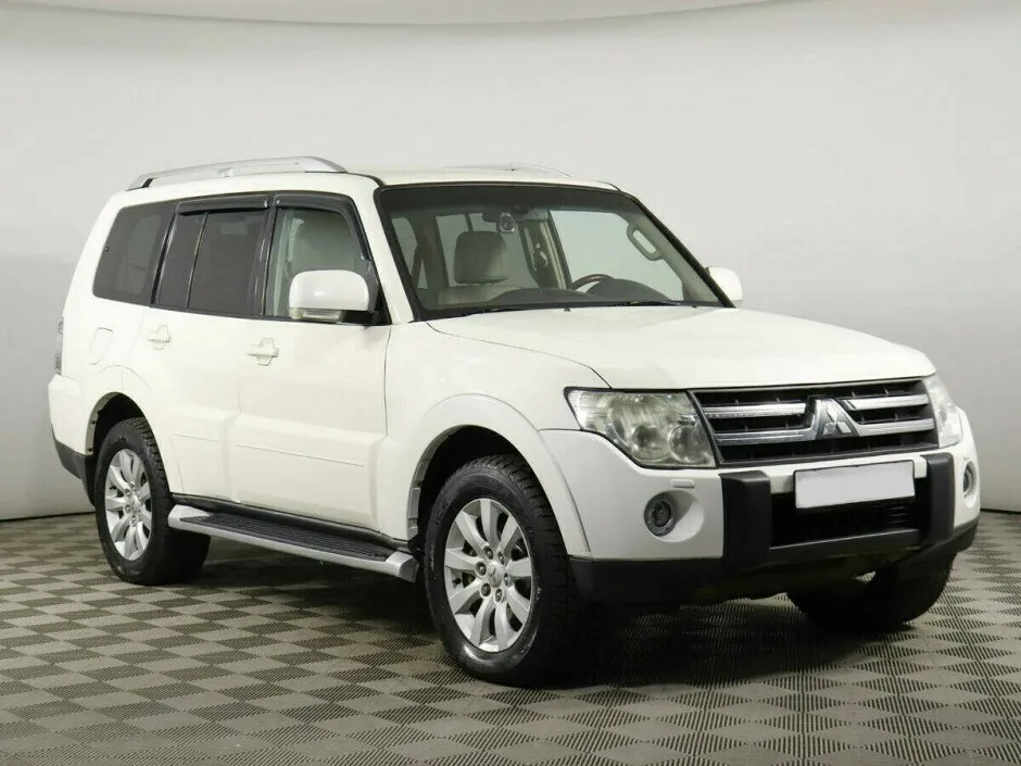 Mitsubishi Pajero IV — фото 2