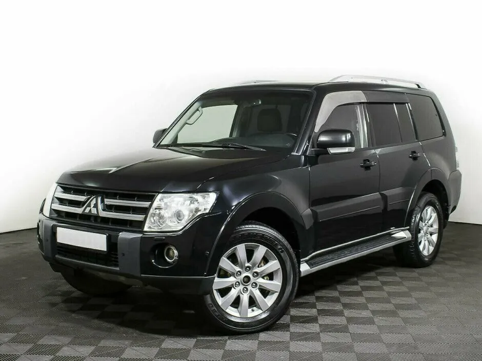 Mitsubishi Pajero IV