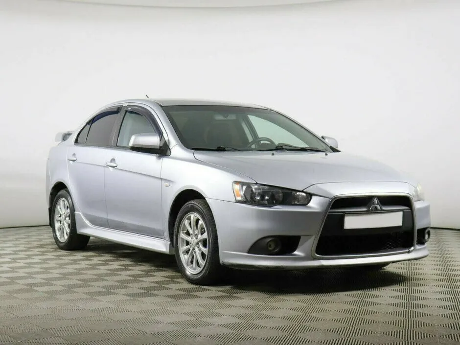Mitsubishi Lancer X Рестайлинг — фото 2