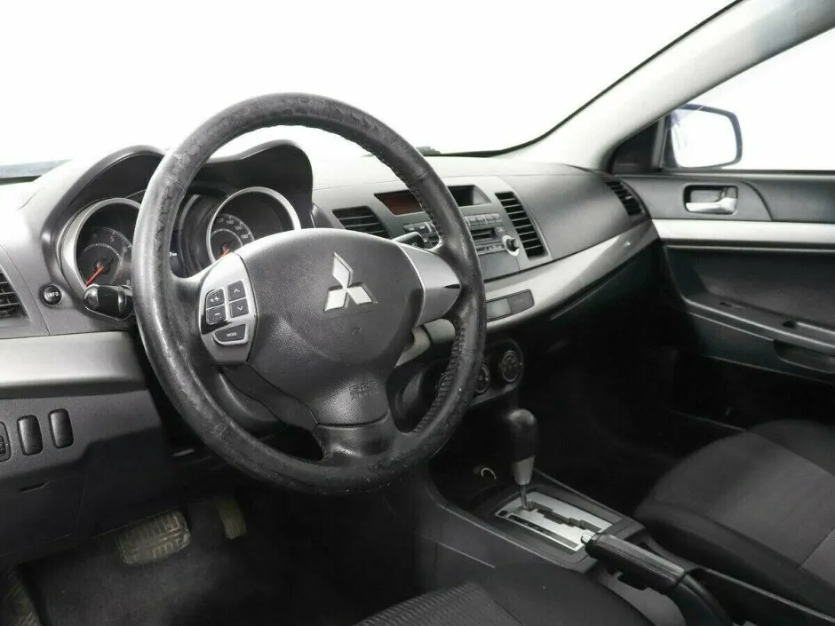 Mitsubishi Lancer X Рестайлинг — фото 5