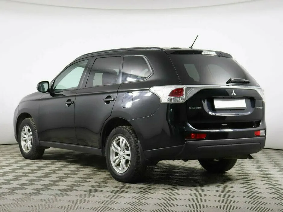 Mitsubishi Outlander III — фото 4