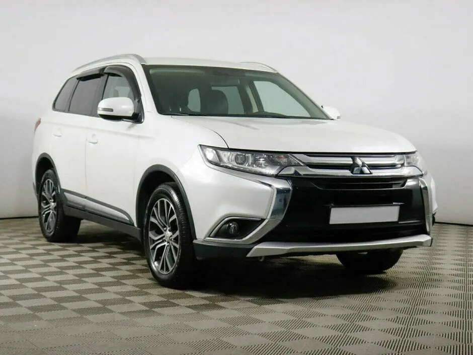 Mitsubishi Outlander III Рестайлинг 2 — фото 2