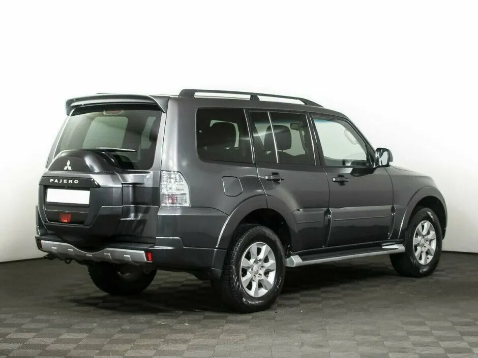 Mitsubishi Pajero IV Рестайлинг 2 · GLS — фото 3