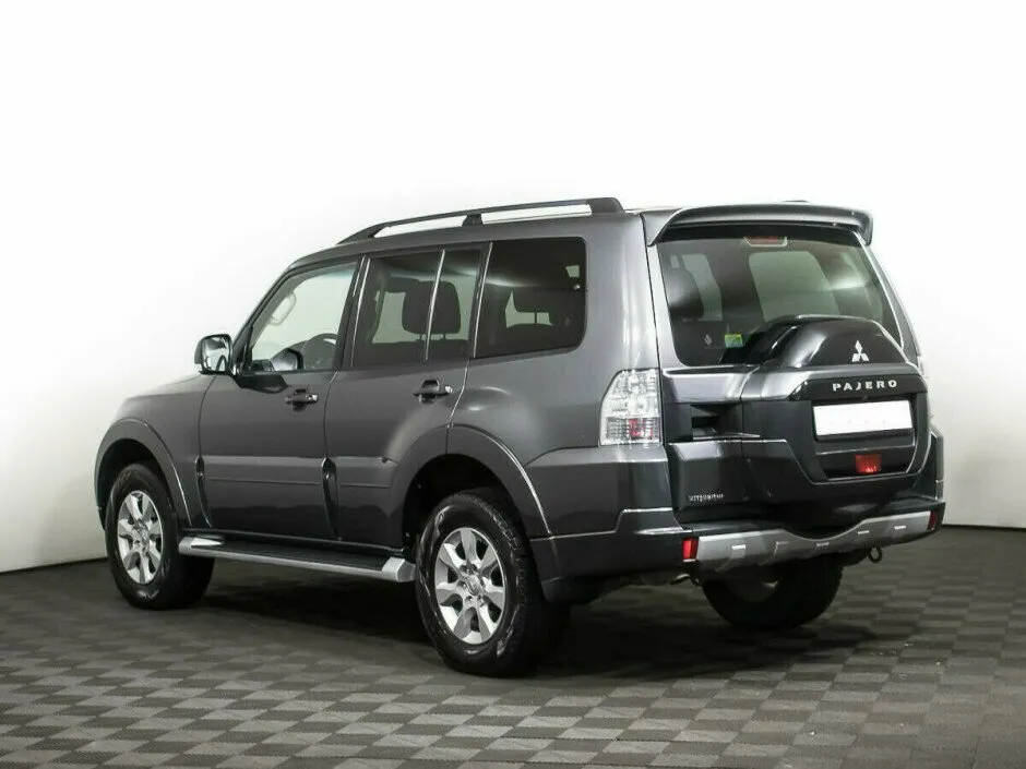 Mitsubishi Pajero IV Рестайлинг 2 · GLS — фото 4