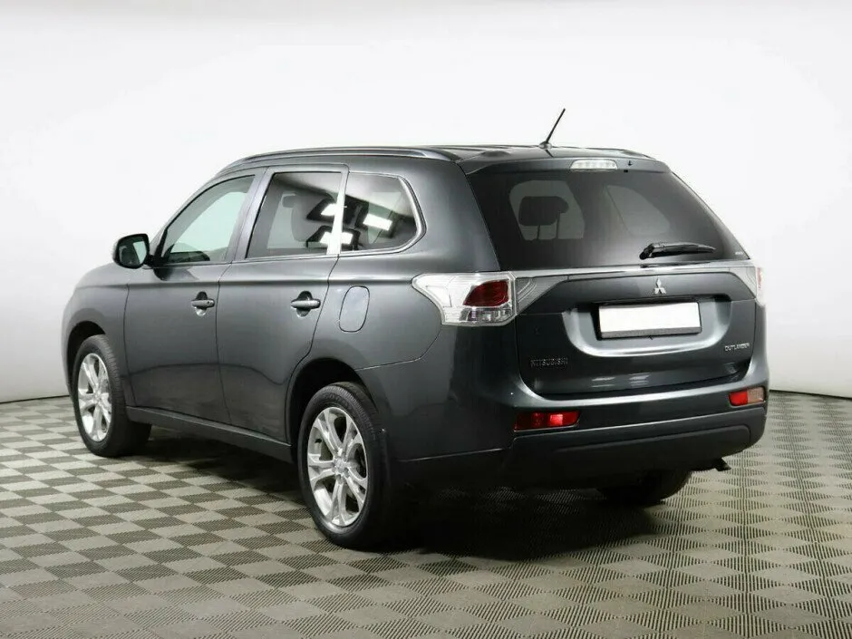 Mitsubishi Outlander III Рестайлинг — фото 3