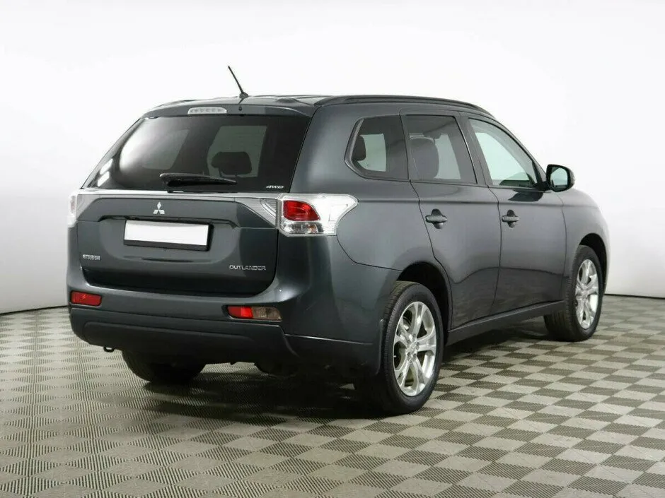 Mitsubishi Outlander III Рестайлинг — фото 4