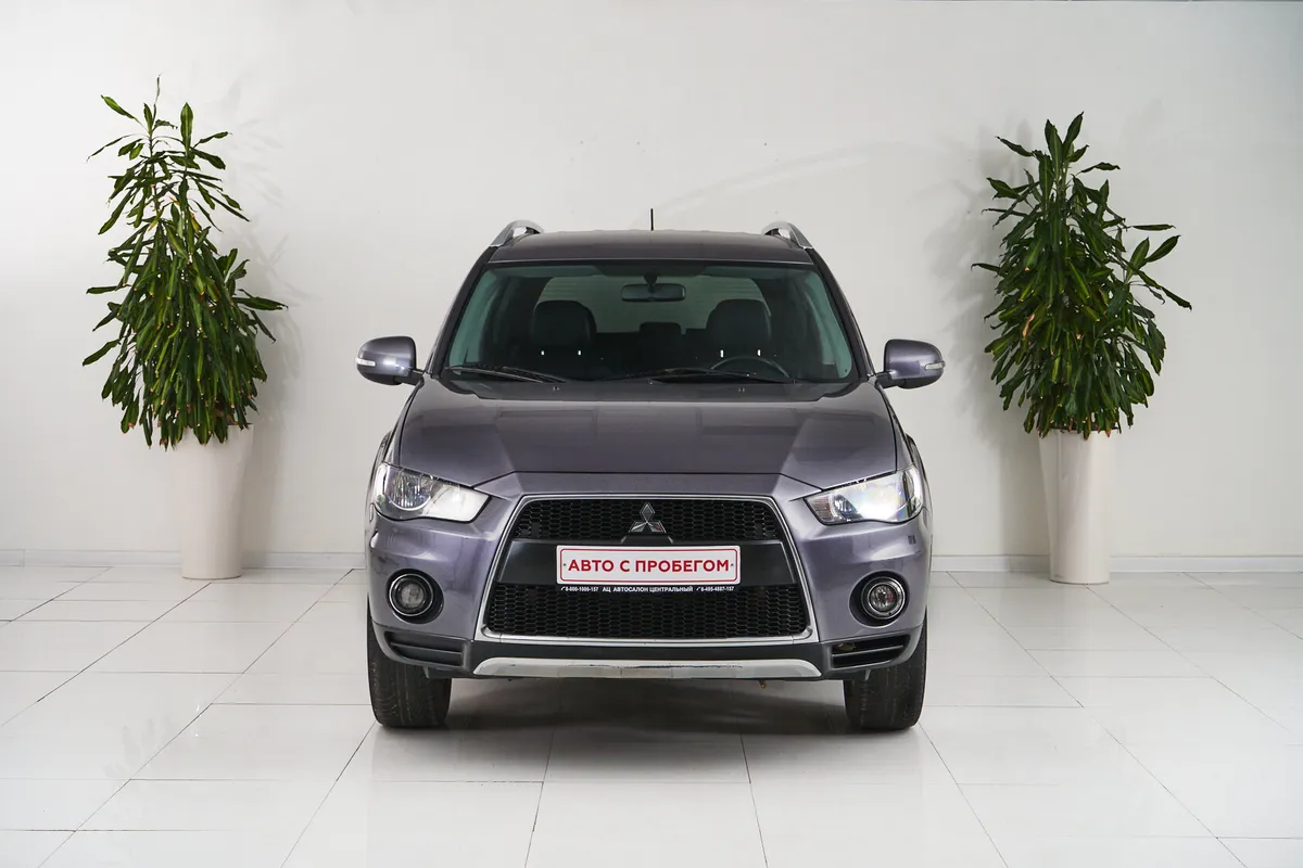 Mitsubishi Outlander II Рестайлинг — фото 2