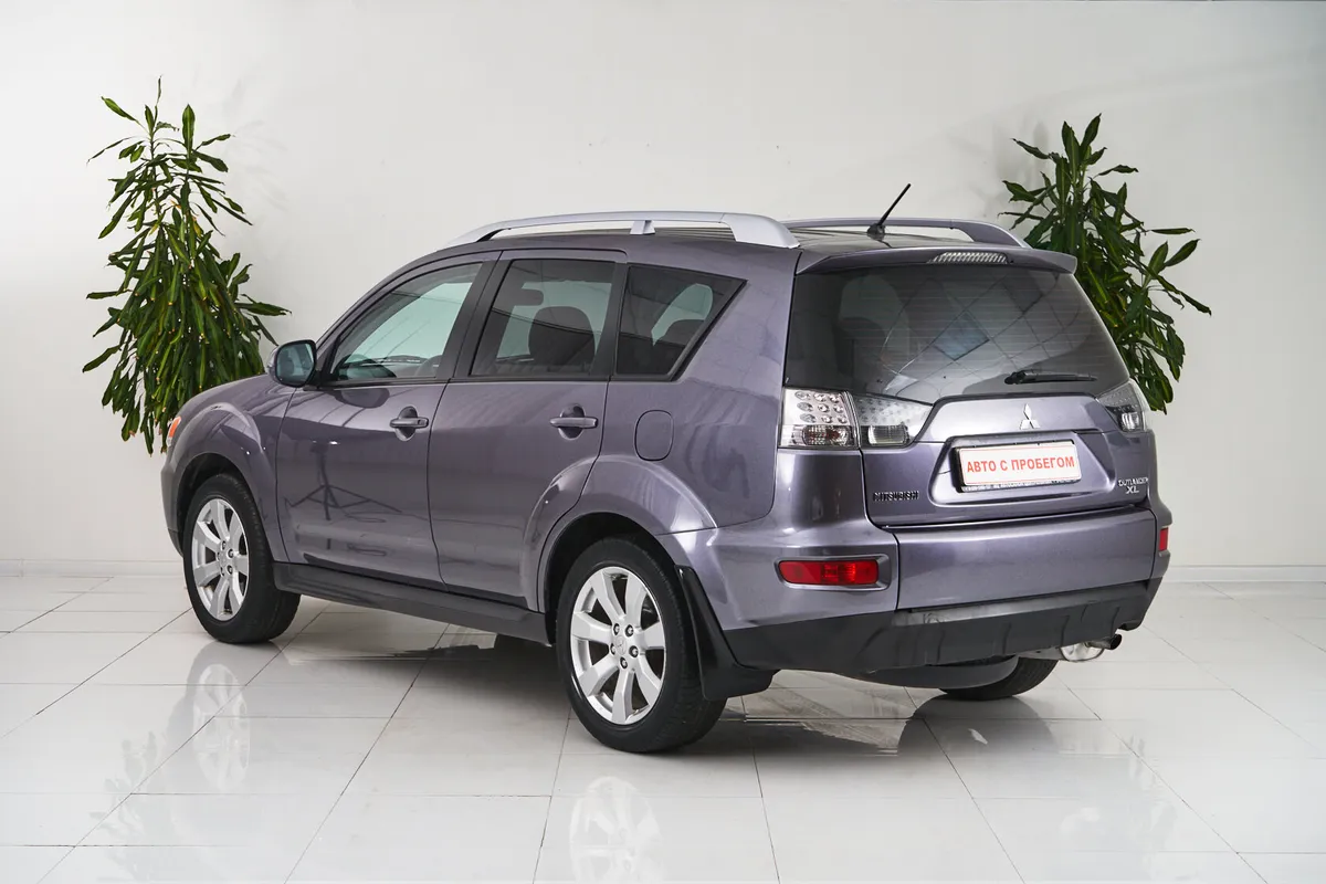 Mitsubishi Outlander II Рестайлинг — фото 4